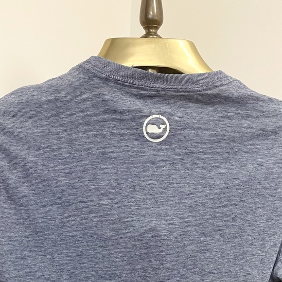 Awesome Vineyard Vines t-shirt! - Picture 5 of 6